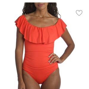 NWT LaBlanca Island Ruched off the shoulder 🩱 swimsuit
